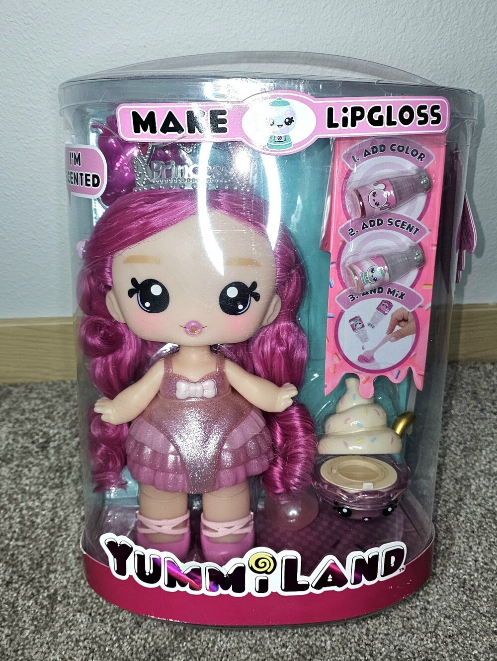 Make Lipgloss Doll - Pink